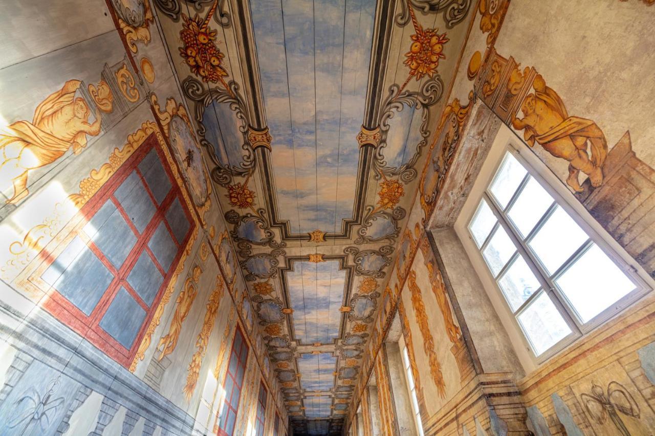 Palac Gorzanow ภายนอก รูปภาพ